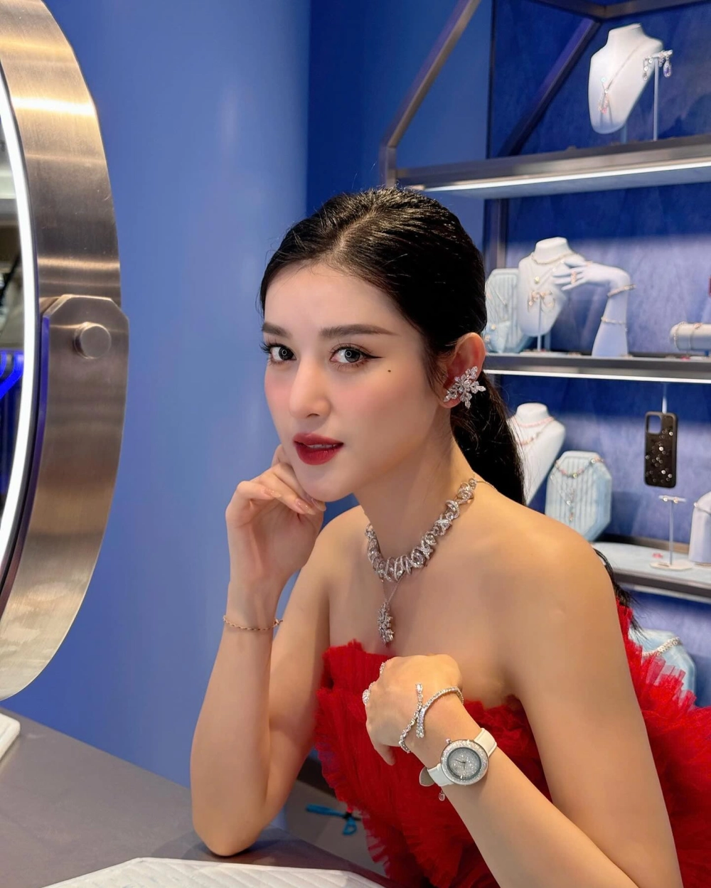 Khám phá hình nền gái xinh 4k HD cực kỳ rõ nét