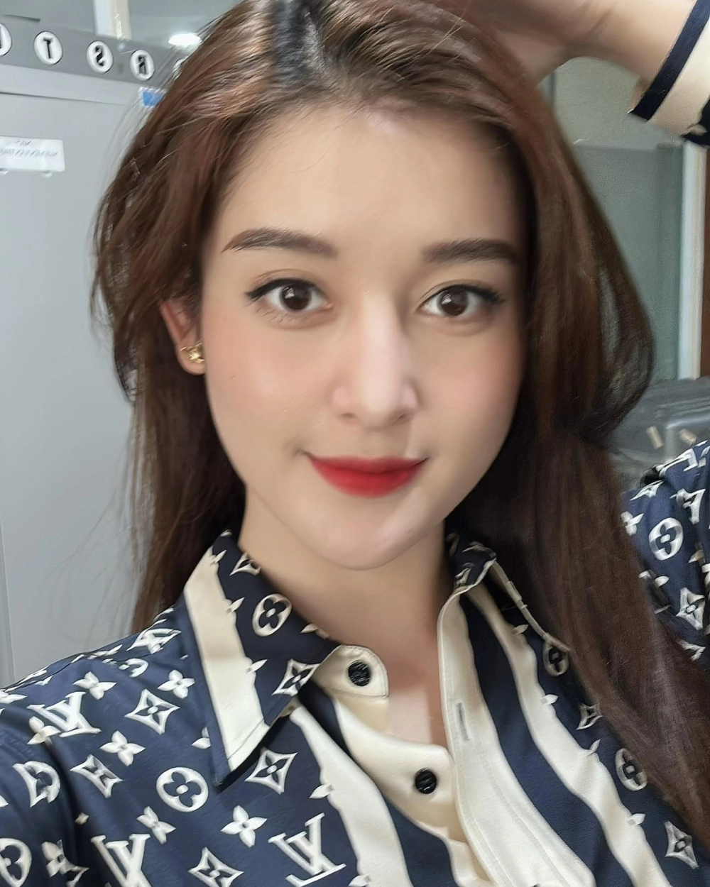 Tải ngay hình nền gái xinh 4k cho máy tính cực nét và cuốn hút