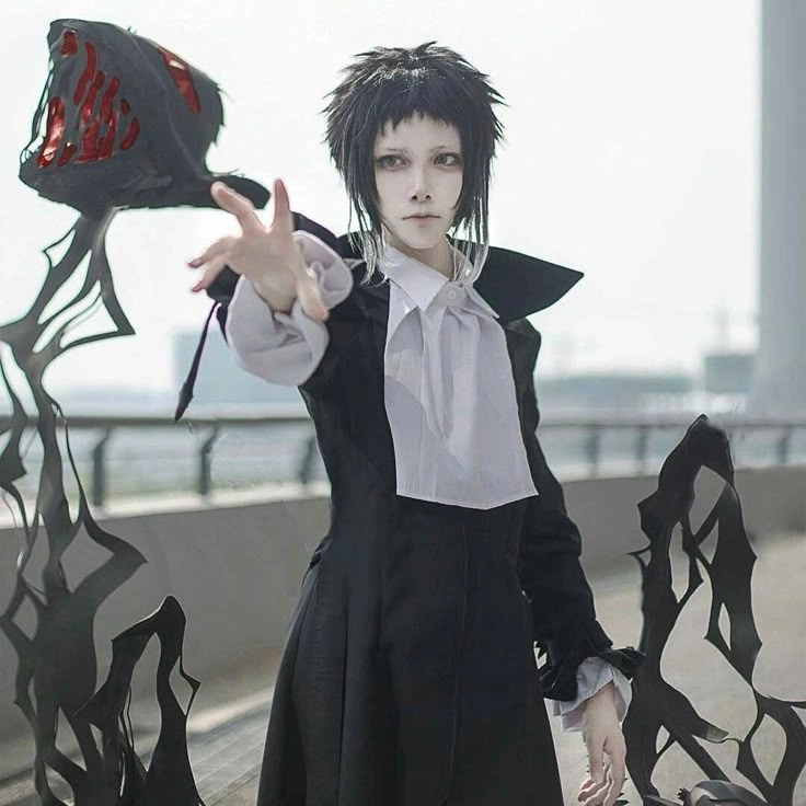 BSD Akutagawa cosplay thần thái đậm chất phản diện