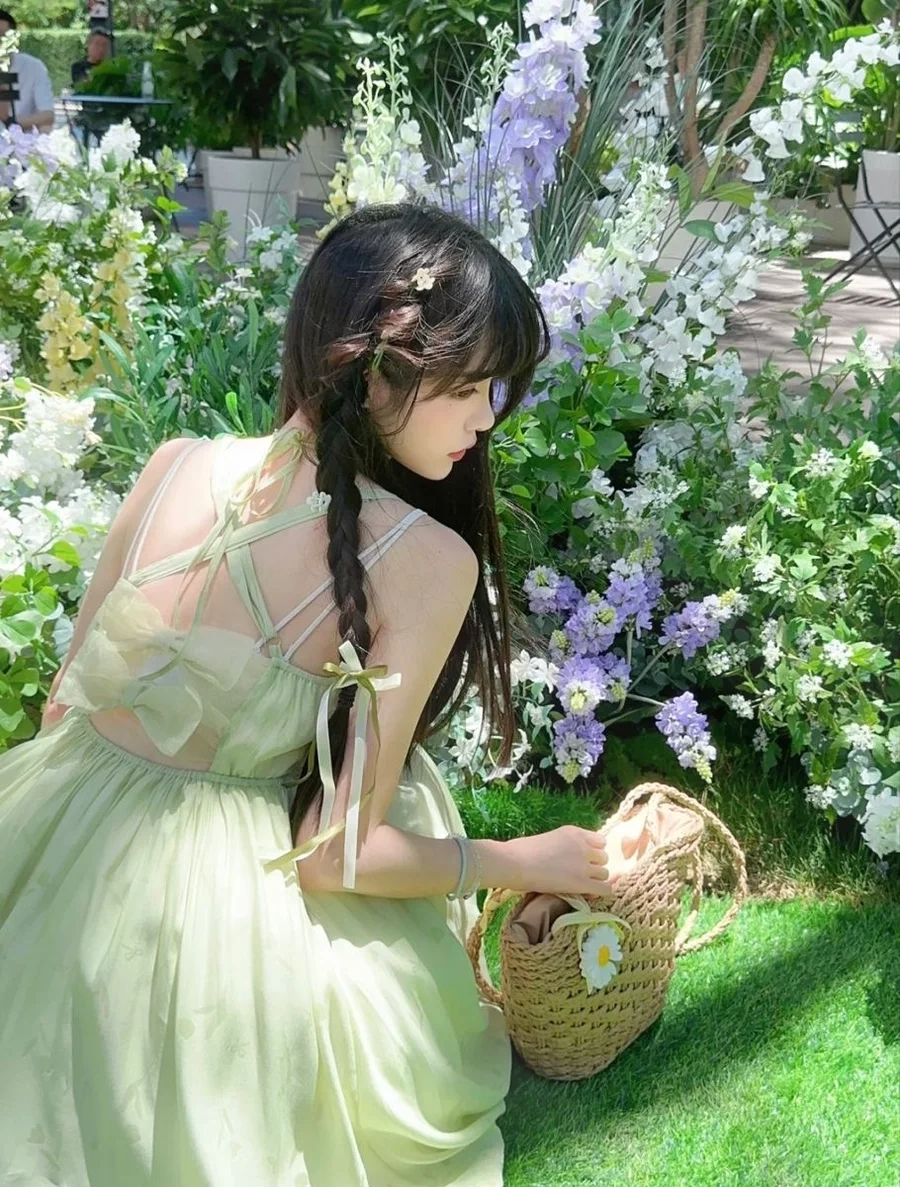 Mistery tone sống động trong hình gái che mặt