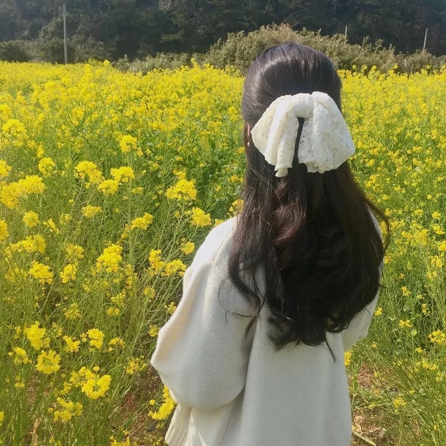 Siêu đáng yêu với gái cute che mặt khiến tan chảy