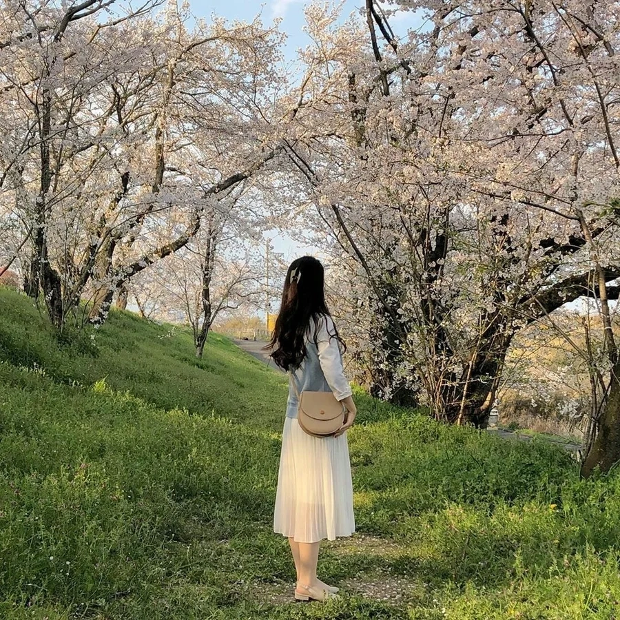 Đẹp mướt như mơ trong gái xinh đẹp che mặt