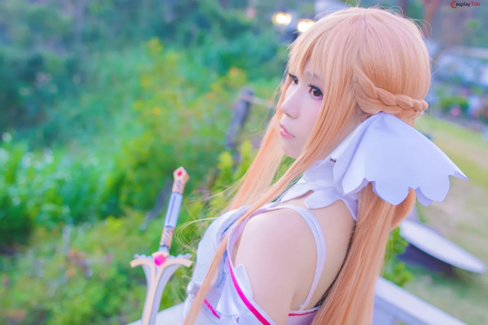 Cosplay Asuna đẹp chuẩn từ trong anime