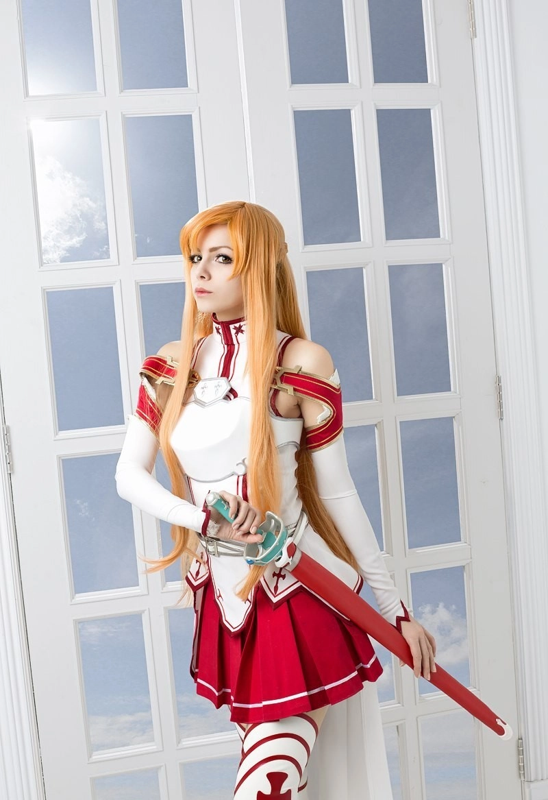 Asuna cosplay tái hiện thần thái tuyệt vời