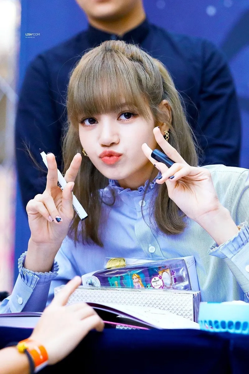 Tìm ngay avatar jennie kwan đẹp nhất
