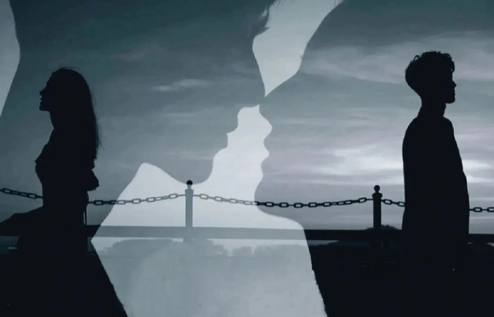 Chọn avatar buôn để thể hiện nỗi buồn