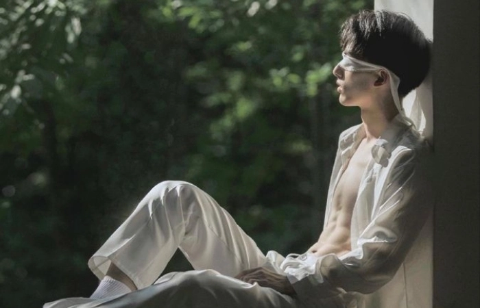 Khám phá avatar đen buồn nữ khi lòng buồn