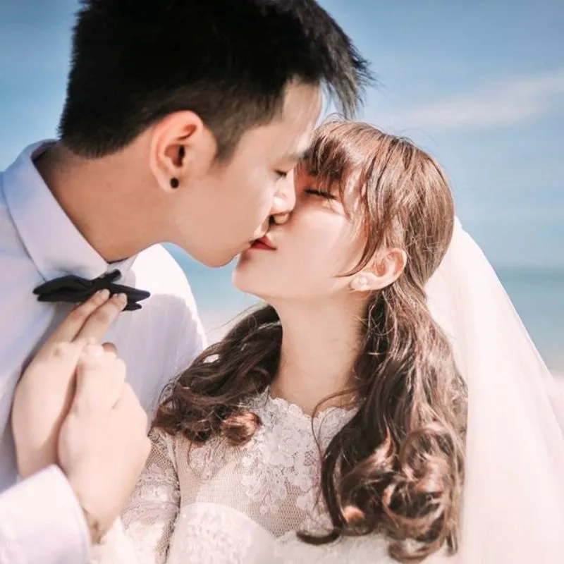 Ngọt ngào với hình ảnh cặp đôi hôn nhau anime đẹp