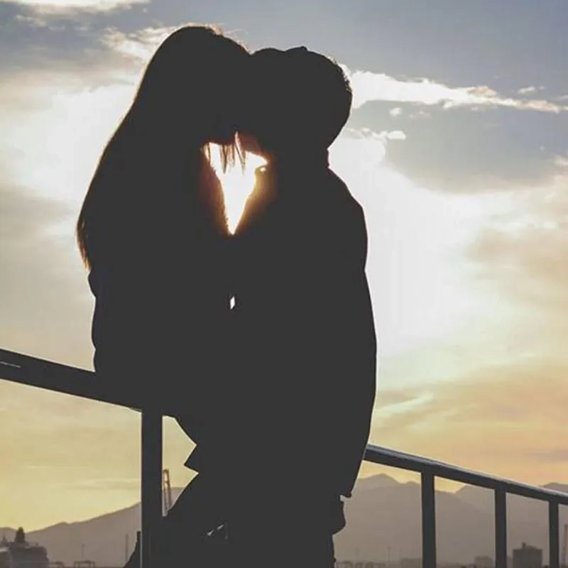 Lưu trữ ảnh đôi yêu nhau anime lãng mạn