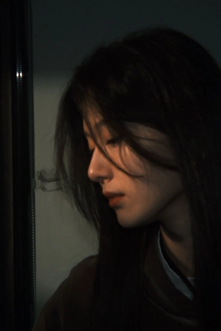 Tìm kiếm ảnh đẹp buồn nữ đầy tâm trạng