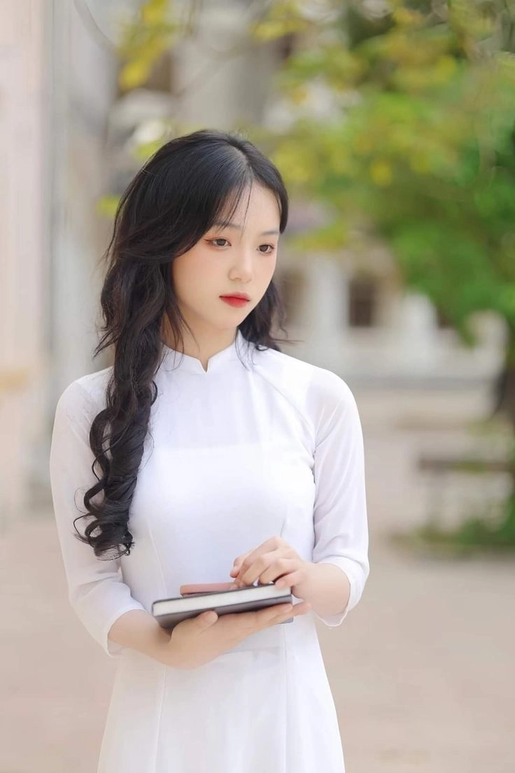 Chiêm ngưỡng áo dài trắng nữ sinh đẹp tinh tế