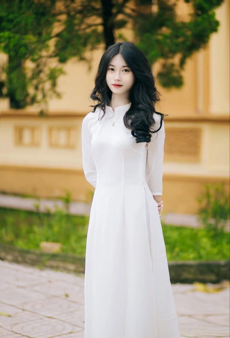 Tuyển chọn hình ảnh áo dài nữ sinh dịu dàng
