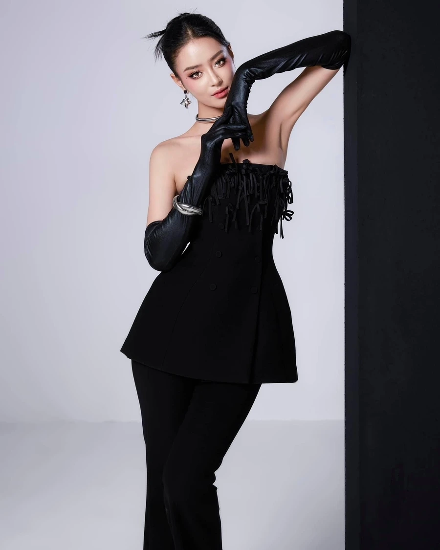 Thần thái nền nã gắn với Bùi Khánh Linh học vấn