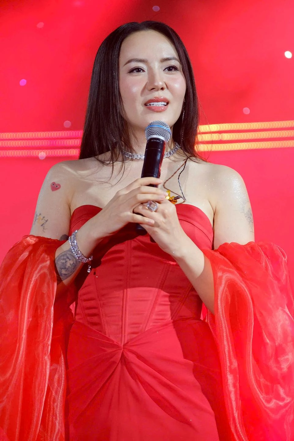 Gợi cảm hứng độc đáo với ảnh gái xinh 208