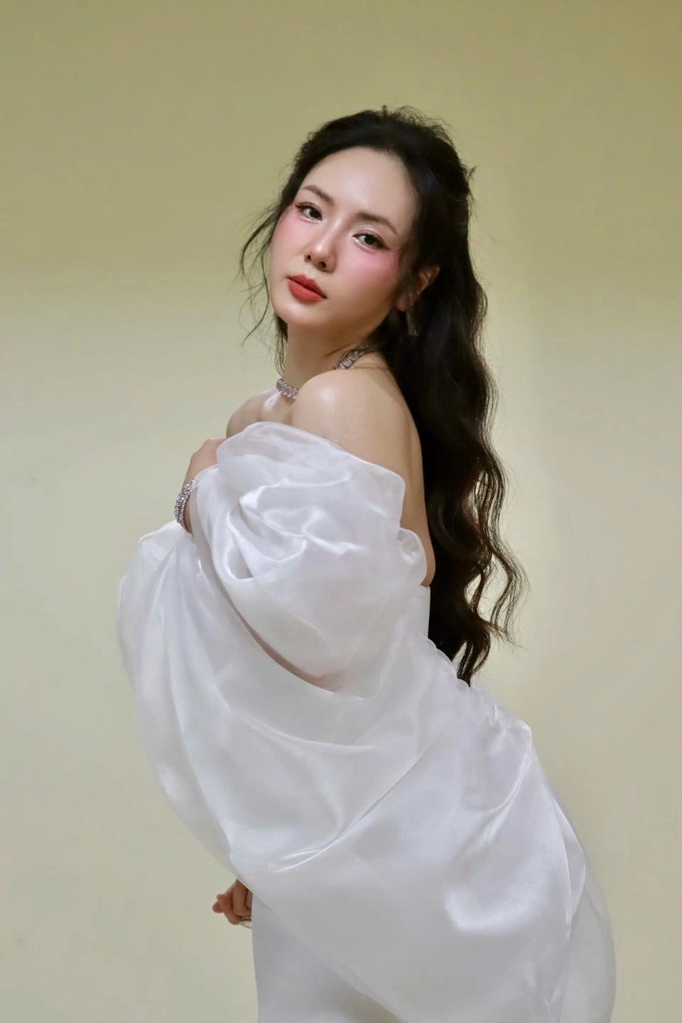 Cá tính hiện đại với ảnh gái xinh 2k1