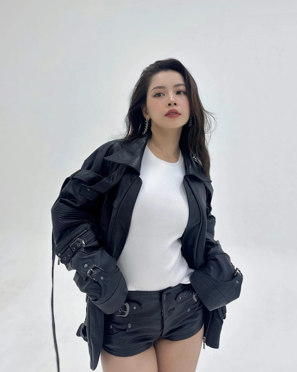 Đáng yêu tinh khôi trong hình ảnh bé gái cute