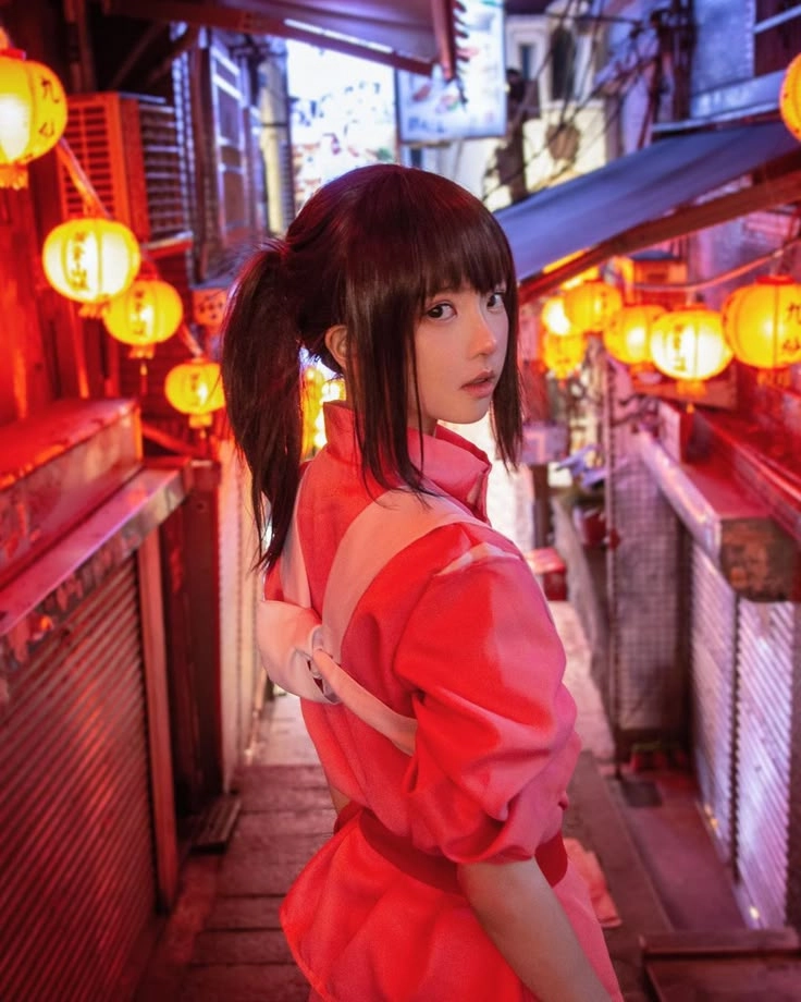 Chihiro Ogino cosplay tái hiện nét mộc mạc dễ thương
