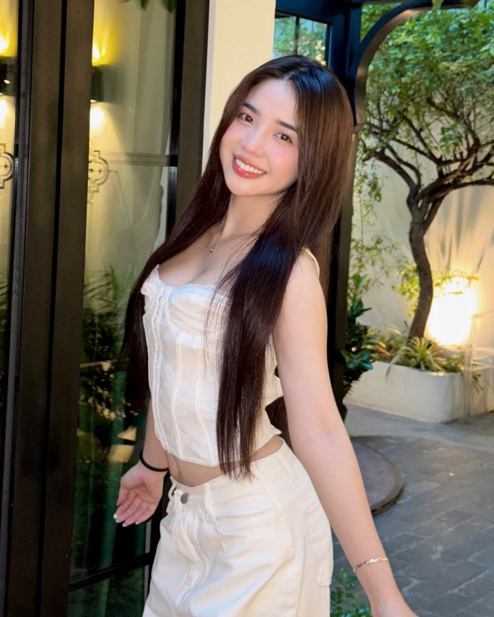 Góc nữ tính nổi bật của Hana Cindy TikTok