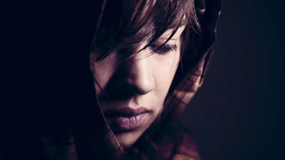 Loạt hình hoạt hình cô gái buồn khiến ai cũng đồng cảm