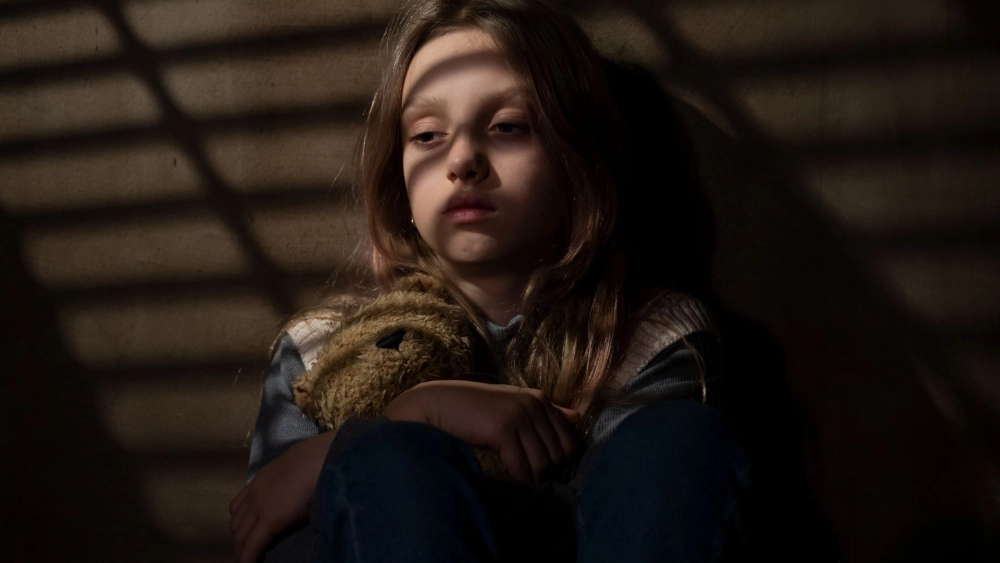 Đêm xuống cùng nỗi nhớ qua ảnh đêm buồn con gái