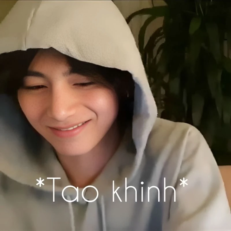 Không ngờ có cả hình mặt cười meme dễ thương vậy