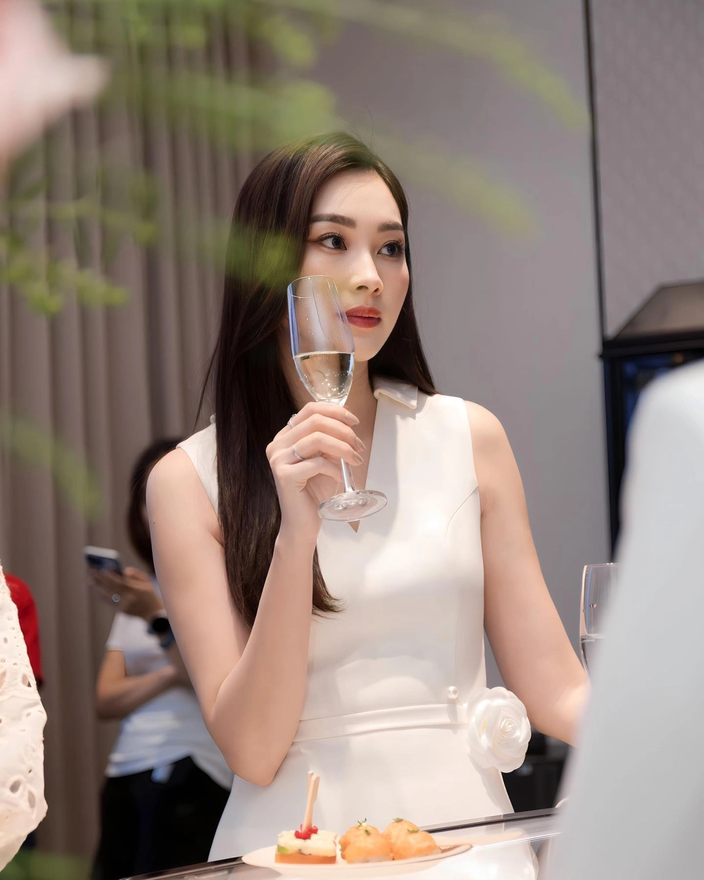 Cực hút mắt với tik tok gái xinh nhảy thả dáng cực cháy