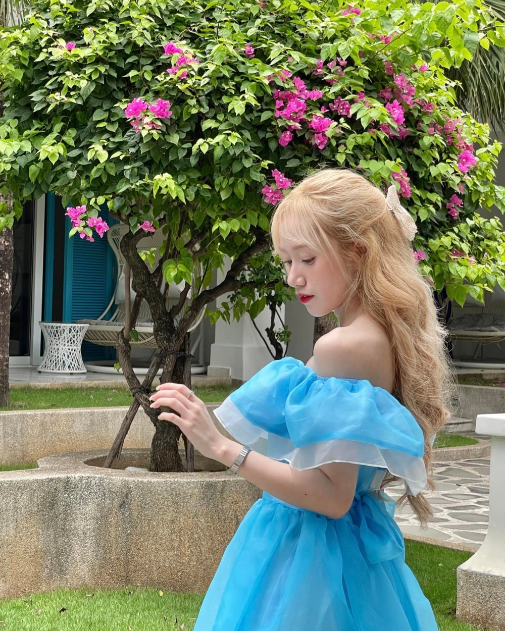 Hình selfie tươi tắn của ảnh của Đào Lê Phương Hoa