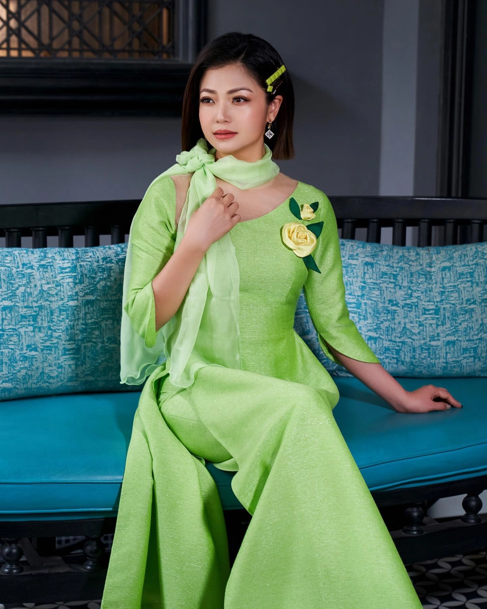 Gái cute đáng yêu làm tan chảy trái tim bạn