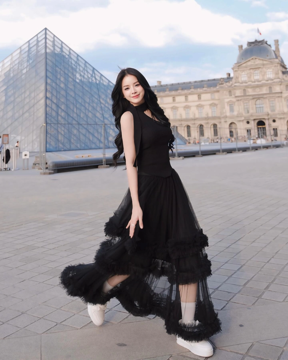 Khoảnh khắc sôi động trong DJ Mie rung lắc con hàu