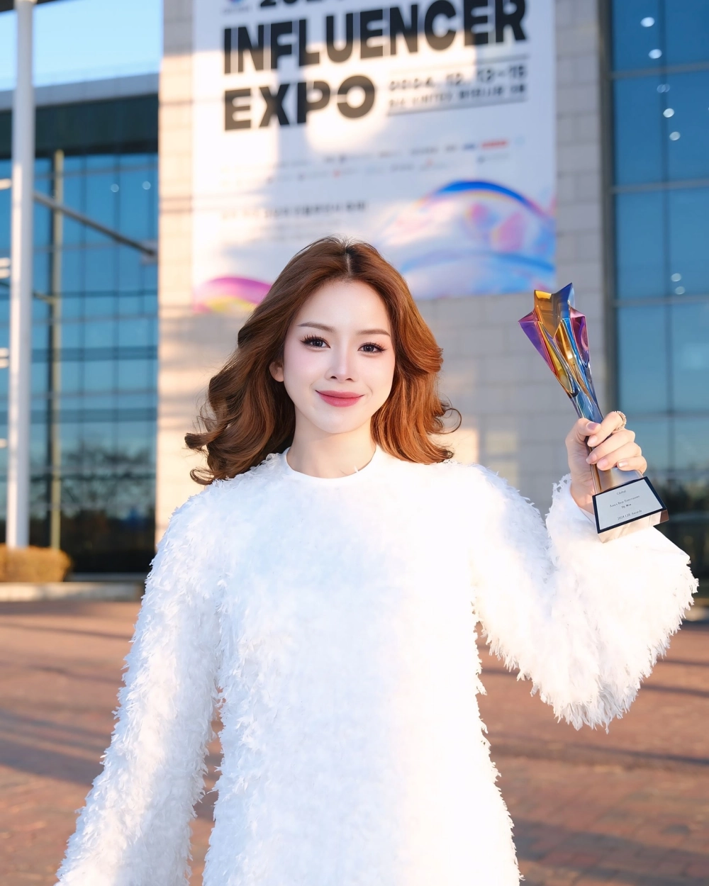 Bối cảnh bí ẩn từ phim DJ Mie đóng phim quỷ cẩu