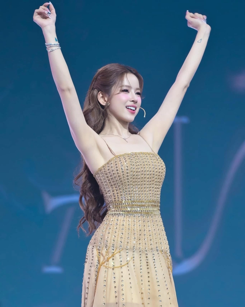 Cảnh đời thường hé lộ nhà DJ Mie giản dị