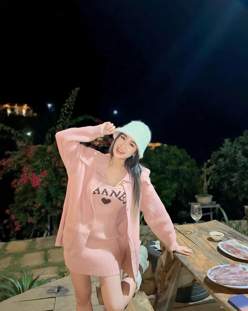 Khoảnh khắc nổi bật của d j Trang Moon 2019