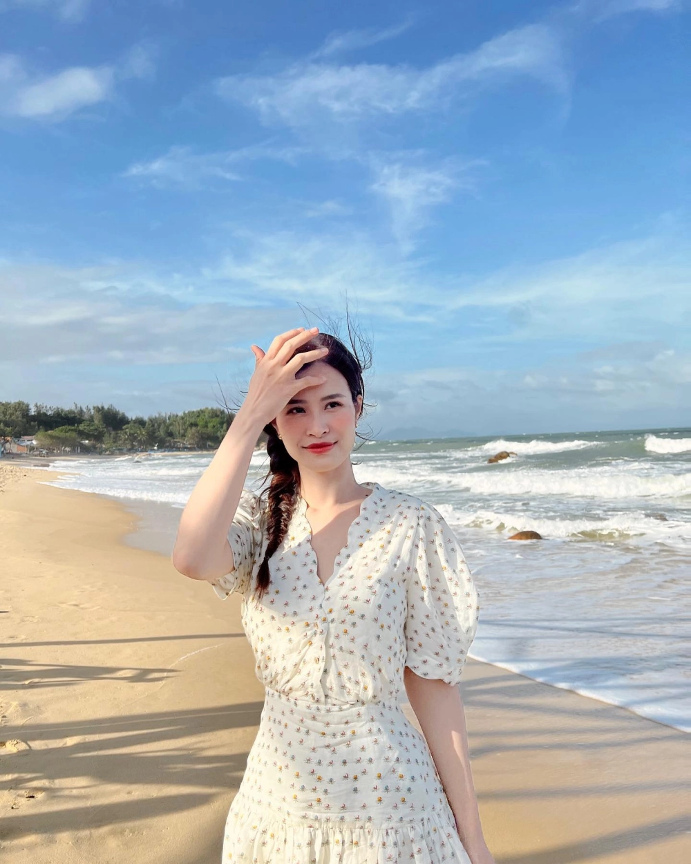 Phong cách cá tính chuẩn chất Ten On Ten Đông Nhi