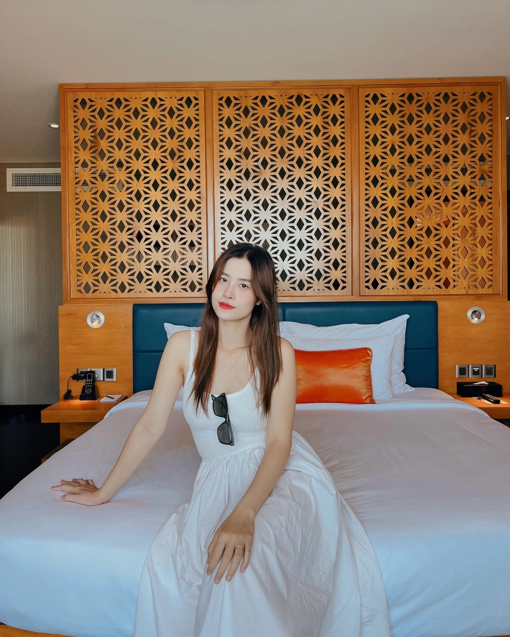 Biểu cảm rung động đúng tinh thần bối rối Đông Nhi