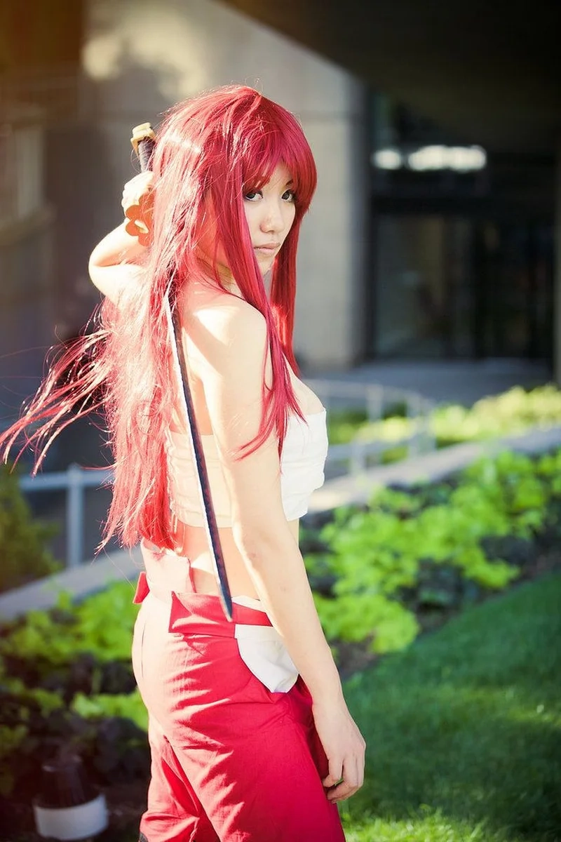 Cosplay Erza tái hiện sức mạnh và phong cách riêng biệt