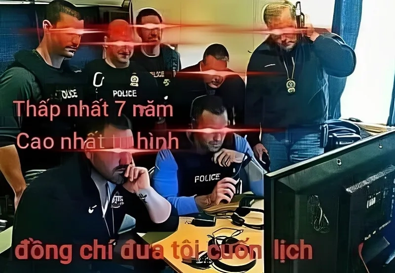 Loạt ảnh chế cực chất với fbi open the door meme