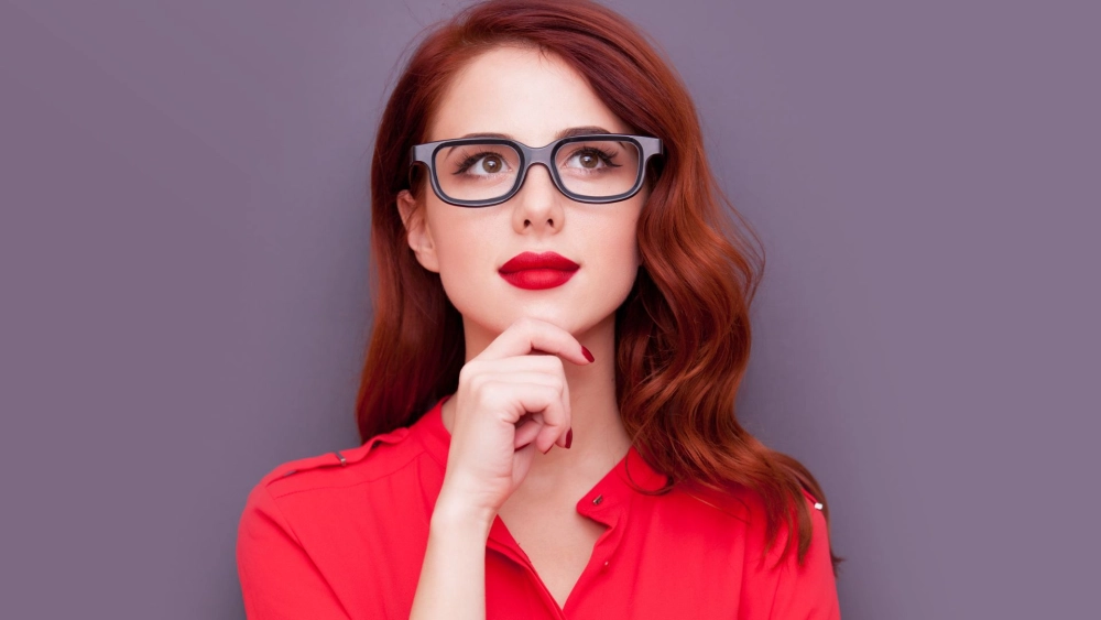 Đốn tim với ảnh gái xinh đeo kính 2k10 ngọt ngào