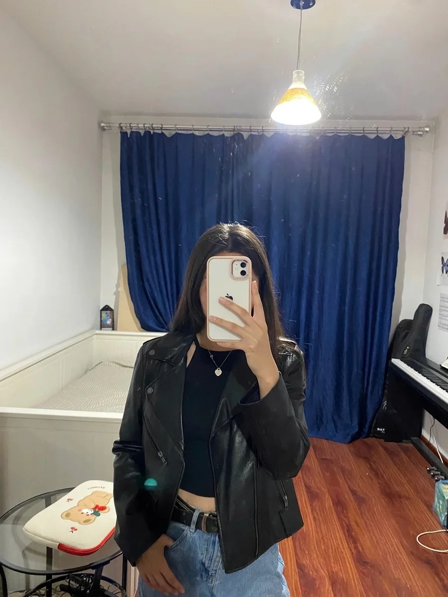 Sắc đẹp bí ẩn từ hình ảnh gái xinh che mặt