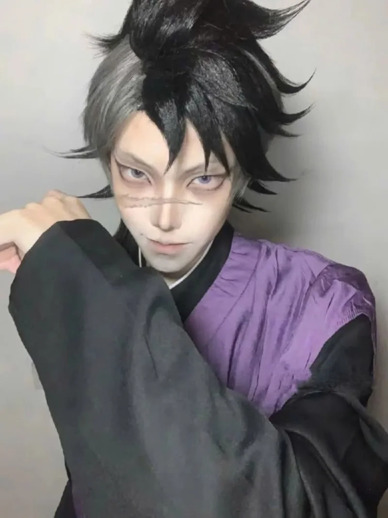 Genya cosplay với tạo hình cực sát nguyên tác