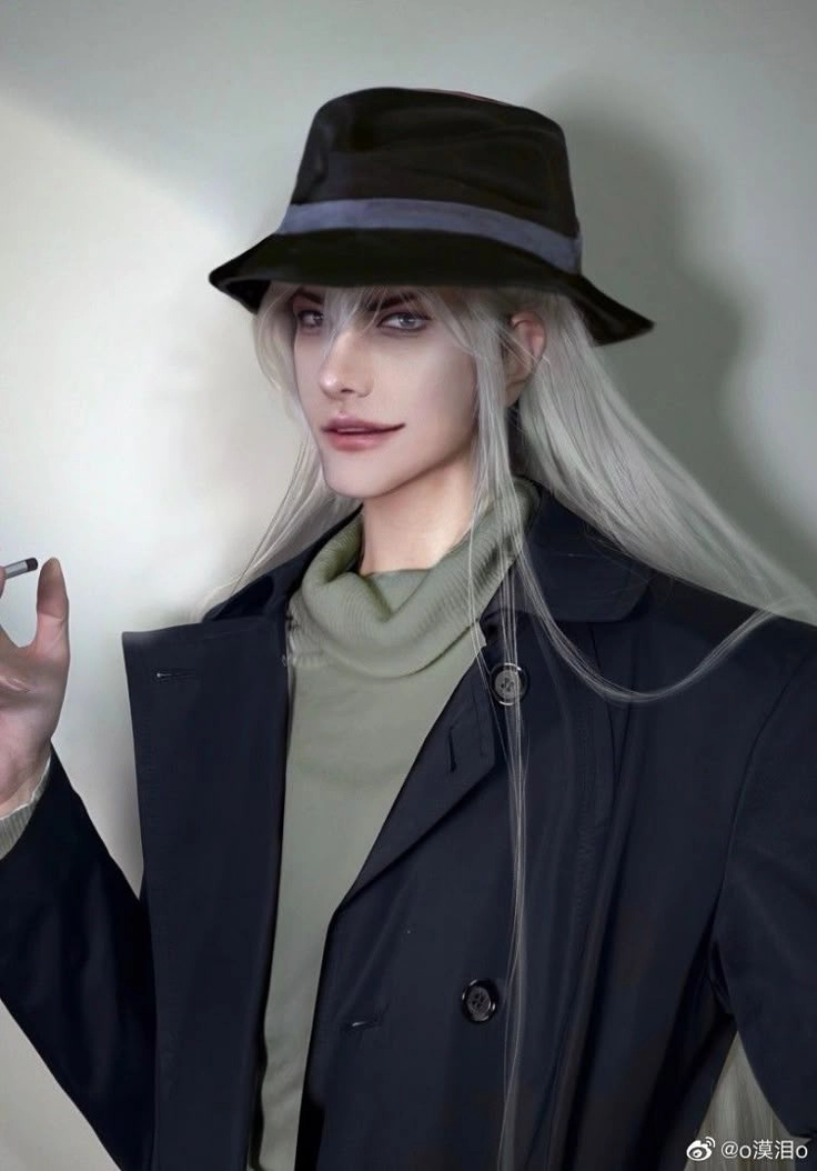 Cosplay Gin Ichimaru hóa thân vào bóng tối quyến rũ