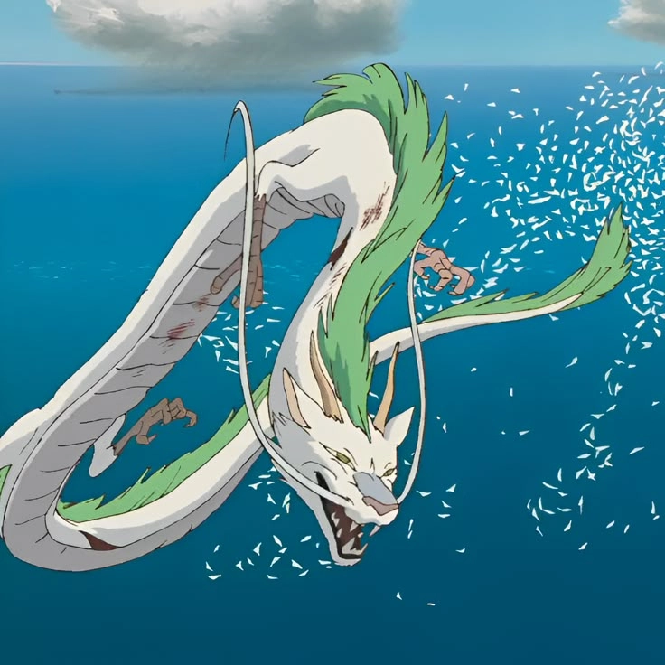 Rồng Haku có màu trắng xanh đầy mê hoặc huyền ảo