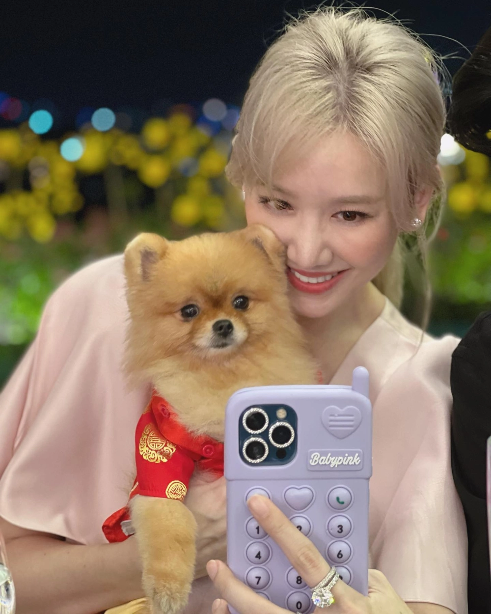 Gợi ý Avatar con gái dễ thương giúp profile nổi bật hơn