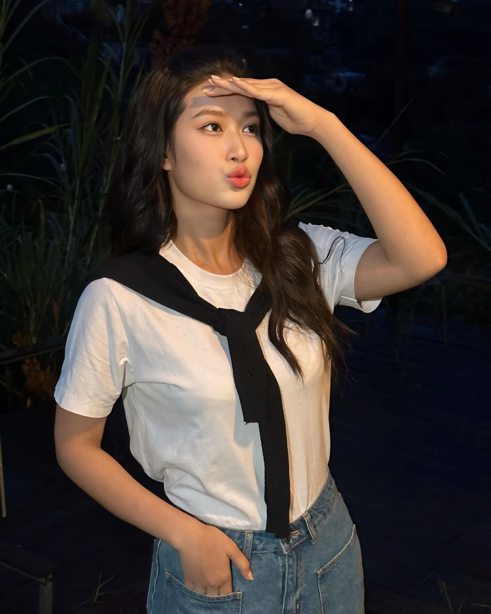 Đắm chìm nét mơ mộng trong hình ảnh gái xinh anime cute