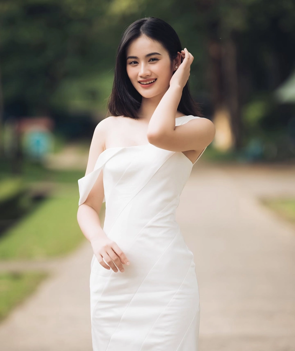 Bộ sưu tập đầy ấn tượng từ những cô gái đẹp nhất Việt Nam