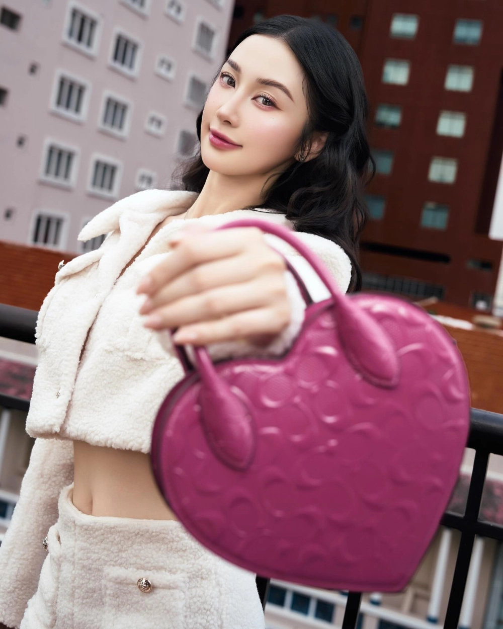 Ảnh cũ được khui lại tiết lộ Jun Vũ ngày xưa