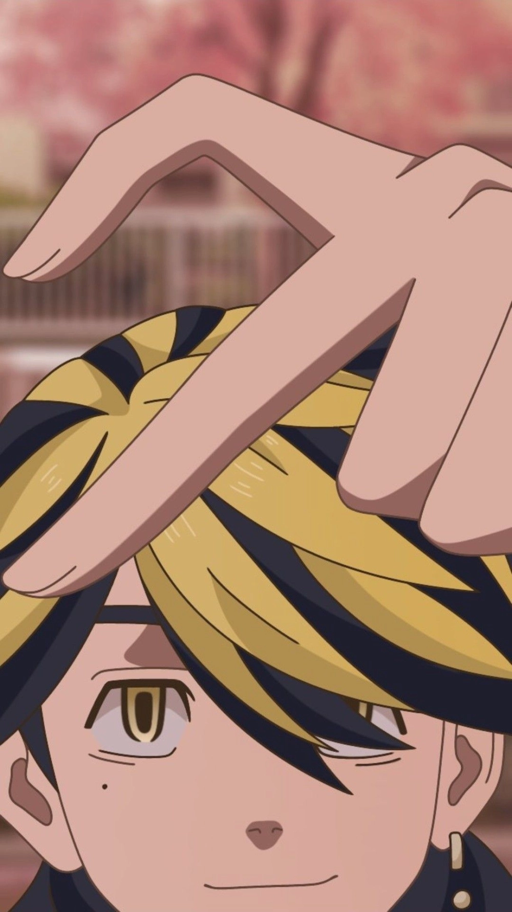 Hình ảnh Kazutora với đôi mắt buồn đến xé lòng