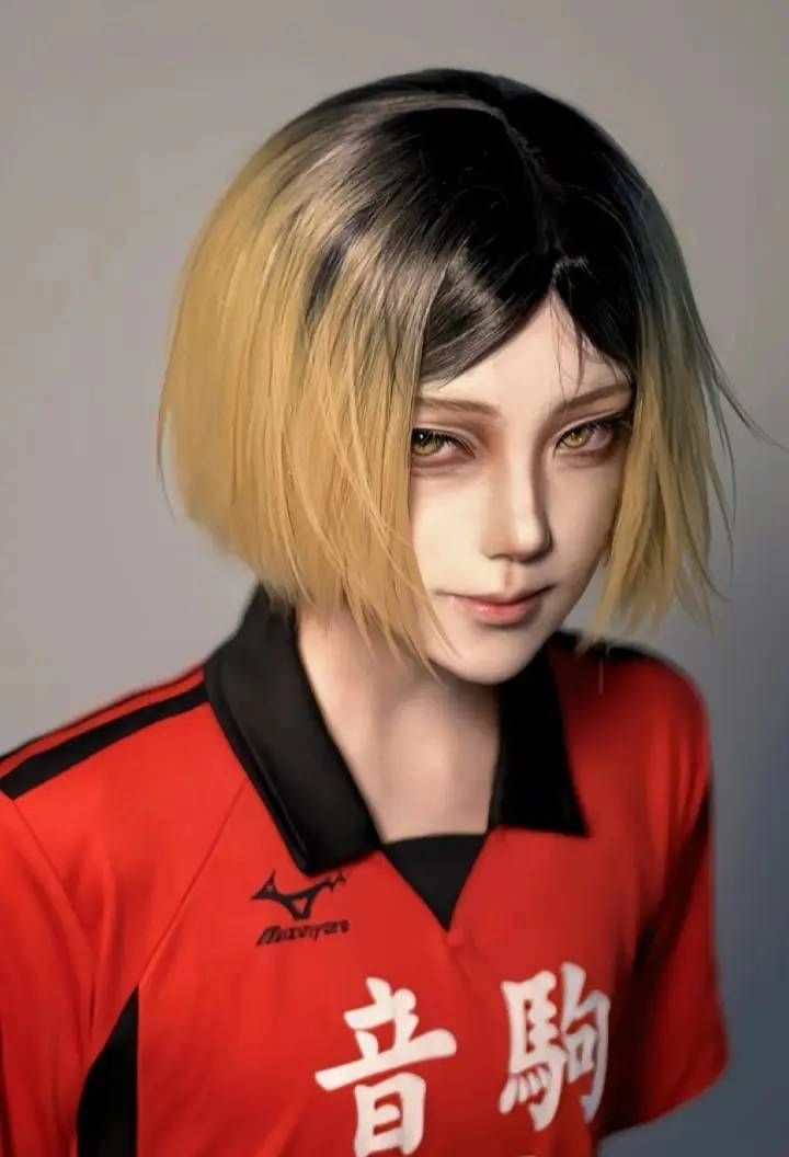 Cosplay Kenma từ tóc đến thần thái đều chuẩn