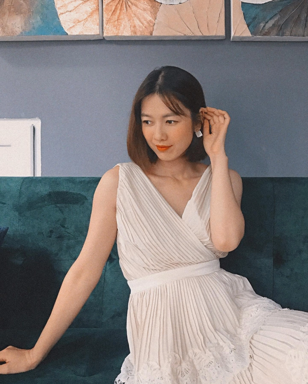 Nhan sắc không tuổi khiến khán giả tò mò Kiều Oanh sinh năm mấy