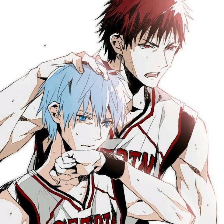 Kagami Kuroko hai cá tính đối lập cùng hướng đến chiến thắng