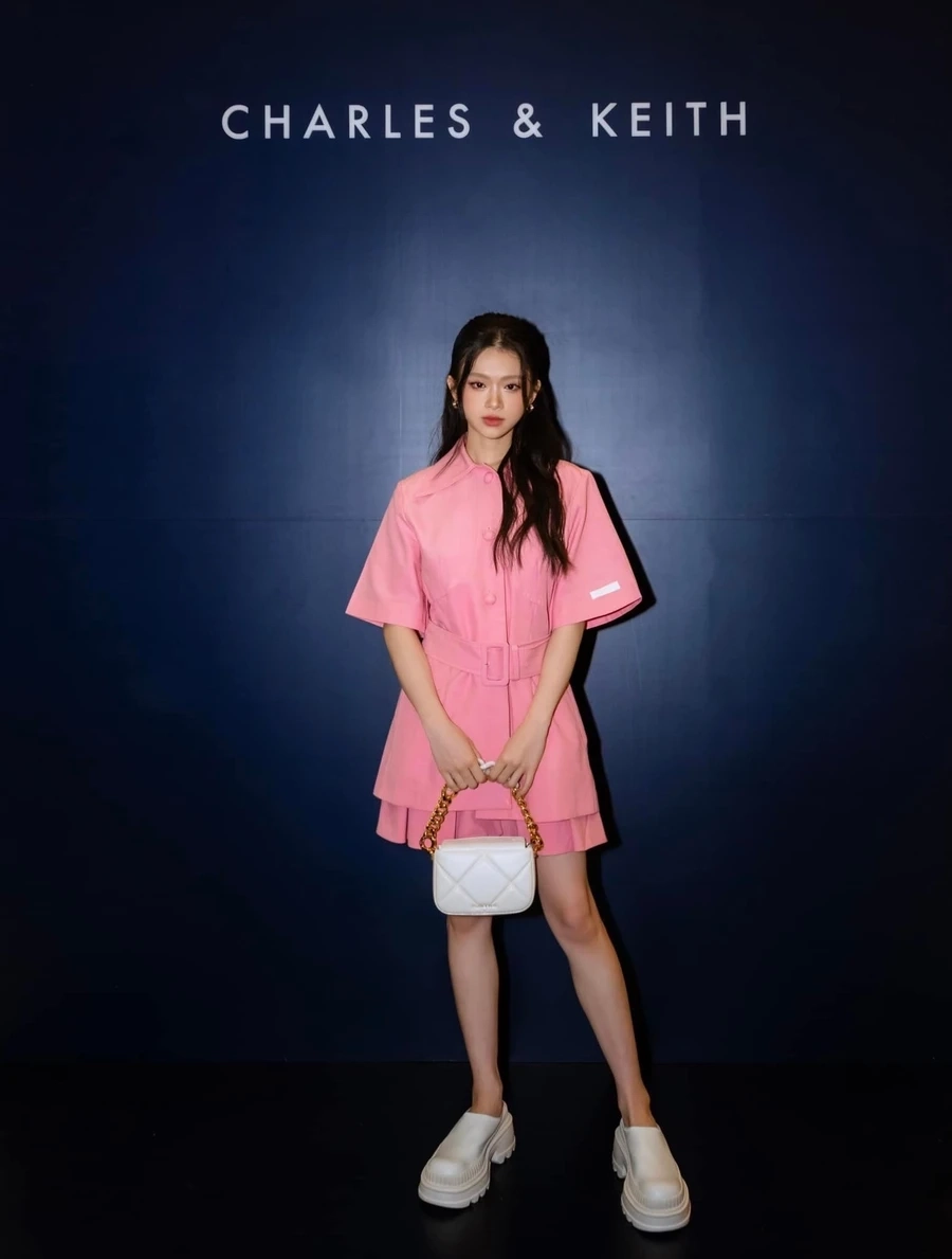 Nhan sắc hack tuổi khiến ai cũng hỏi Linh Ka sinh năm bao nhiêu